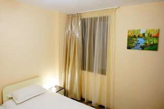 Отель Аpart Hotel & Spa Sapareva Banya Сапарева-Баня Апартаменты с 2 спальнями и выходом к бассейну-14